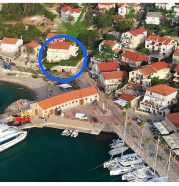 Sea View Apartment Near The Beach S2-Jelsa Center Luaran gambar