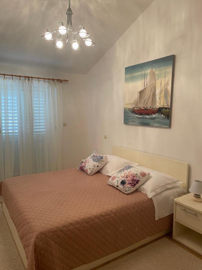 Sea View Apartment Near The Beach S2-Jelsa Center Luaran gambar